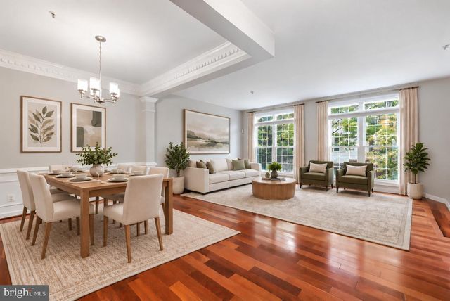 9534 LAGERSFIELD CIR, Vienna, VA 22181