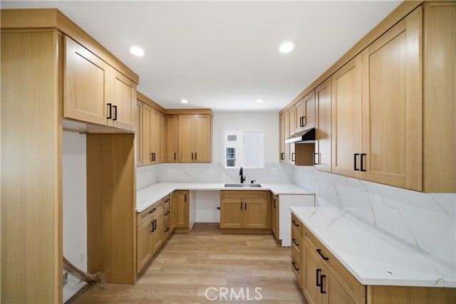 1106 W 74th Street, Los Angeles, CA 90044