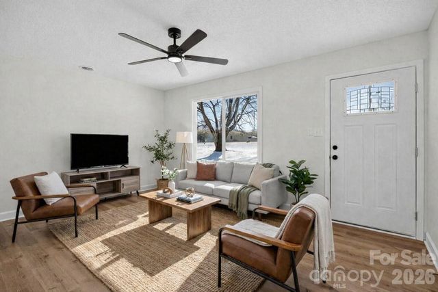 339 S Eastway Drive, Troutman, NC 28166