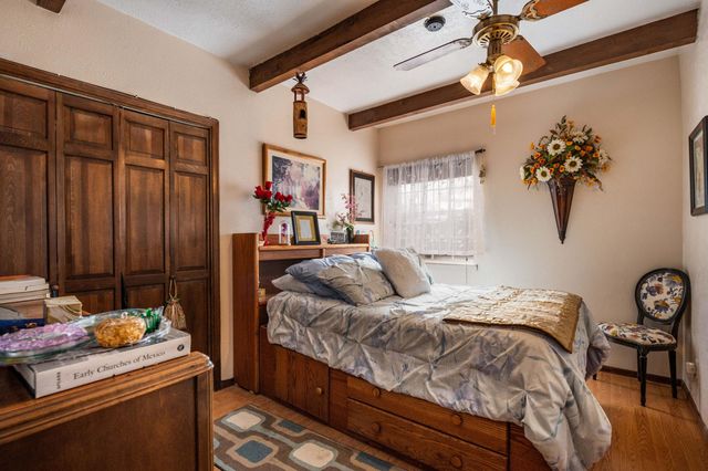 8 Vista De Las Cruces Road, Los Lunas, NM 87031