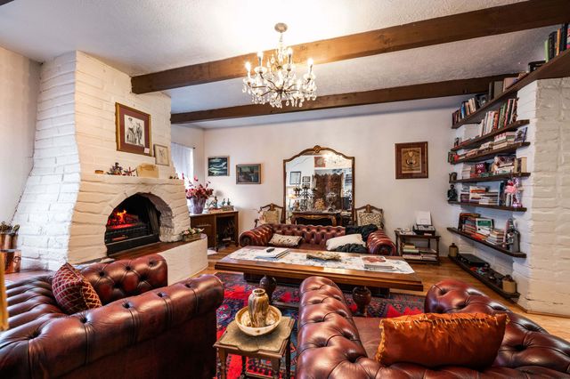 8 Vista De Las Cruces Road, Los Lunas, NM 87031