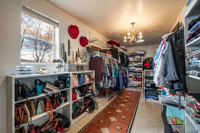 8 Vista De Las Cruces Road, Los Lunas, NM 87031