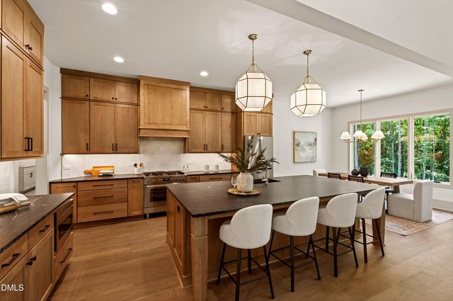 176 Clementine Way, Chapel Hill, NC 27516