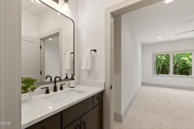 176 Clementine Way, Chapel Hill, NC 27516