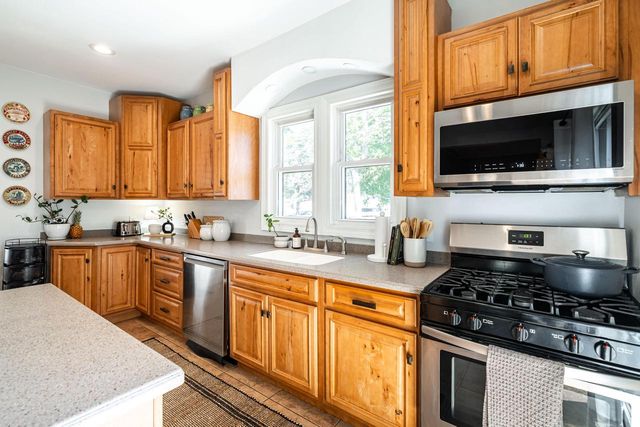2138 Allis STREET, Milwaukee, WI 53207