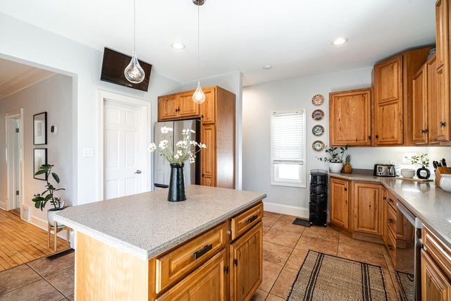 2138 Allis STREET, Milwaukee, WI 53207