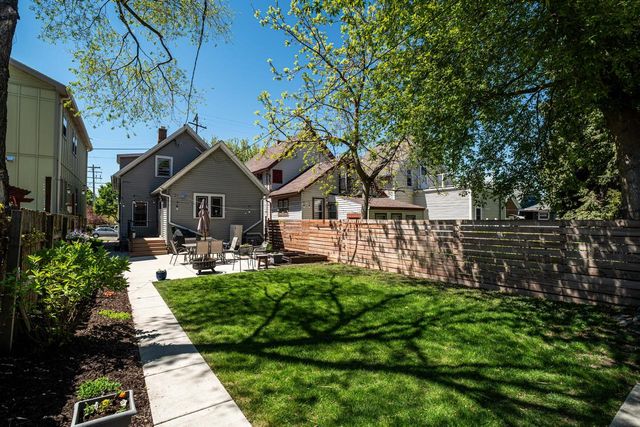 2138 Allis STREET, Milwaukee, WI 53207