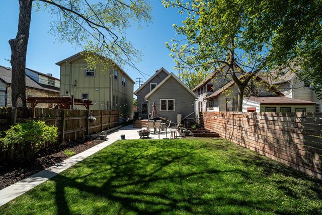 2138 Allis STREET, Milwaukee, WI 53207
