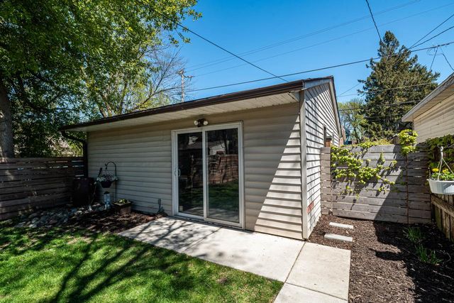 2138 Allis STREET, Milwaukee, WI 53207