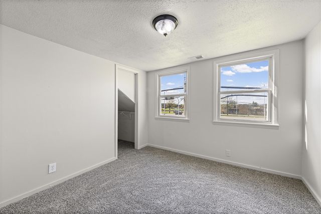 12850 Ziegler Street, Taylor, MI 48180