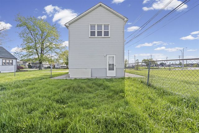 12850 Ziegler Street, Taylor, MI 48180