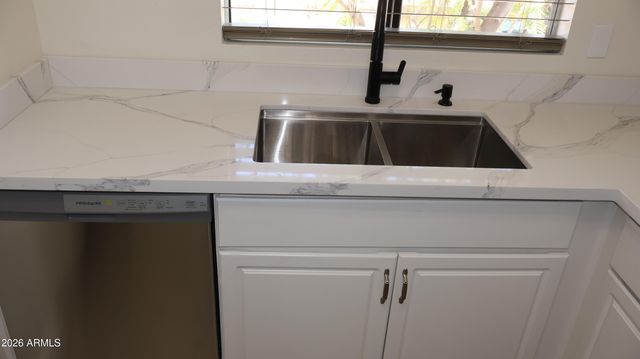 9600 N 96TH Street 277, Scottsdale, AZ 85258