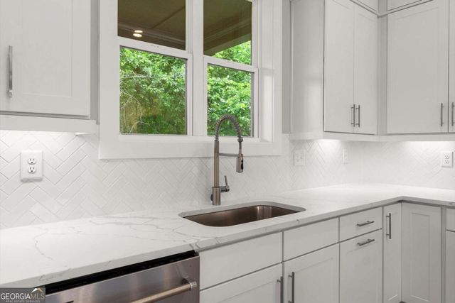 1420 Coretta Bend, Atlanta, GA 30318