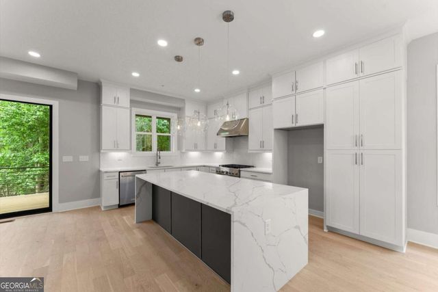 1420 Coretta Bend, Atlanta, GA 30318