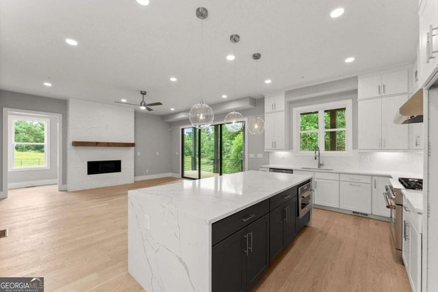 1420 Coretta Bend, Atlanta, GA 30318