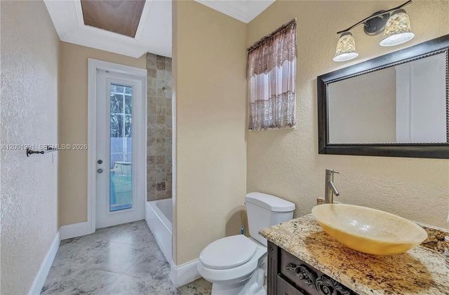 611 NW 42nd Ave, Coconut Creek, FL 33066