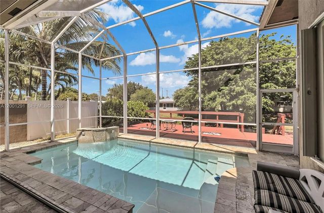 611 NW 42nd Ave, Coconut Creek, FL 33066