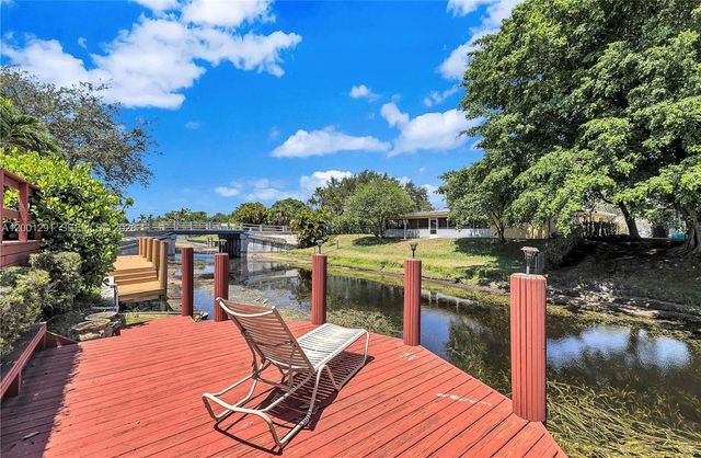 611 NW 42nd Ave, Coconut Creek, FL 33066