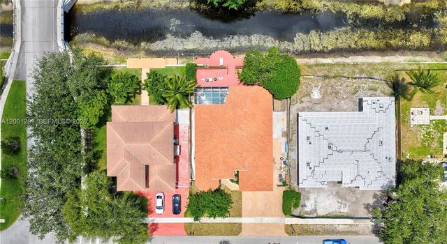 611 NW 42nd Ave, Coconut Creek, FL 33066