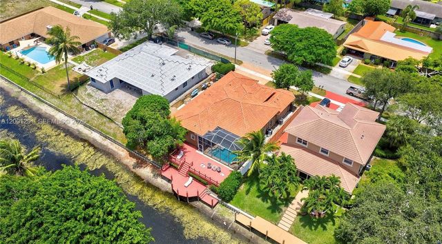 611 NW 42nd Ave, Coconut Creek, FL 33066