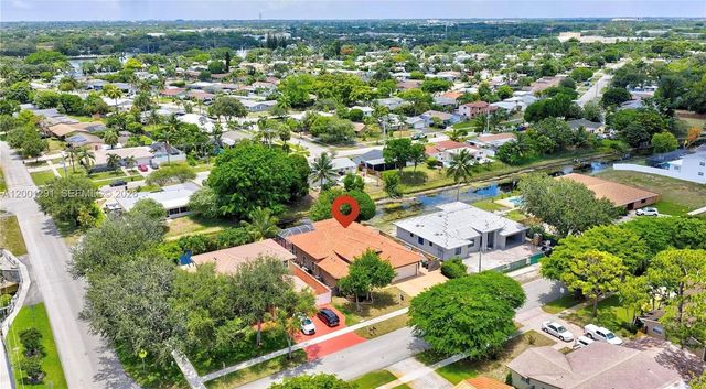 611 NW 42nd Ave, Coconut Creek, FL 33066