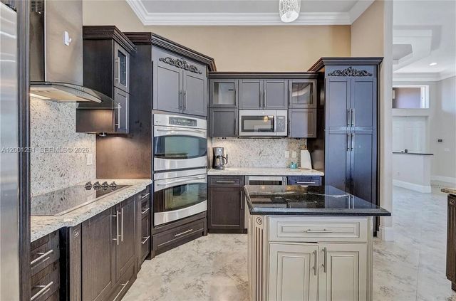 611 NW 42nd Ave, Coconut Creek, FL 33066