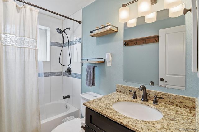 9570 W 54th Place, Arvada, CO 80002