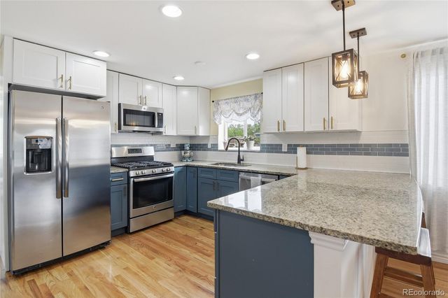 9570 W 54th Place, Arvada, CO 80002
