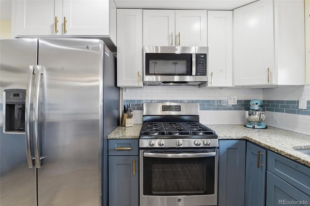 9570 W 54th Place, Arvada, CO 80002