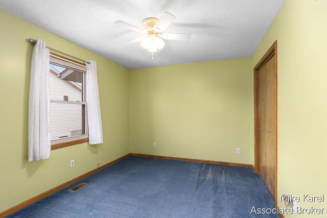 3829 Black Creek Drive, Hudsonville, MI 49426