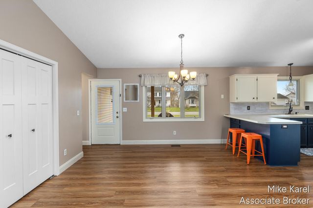 3829 Black Creek Drive, Hudsonville, MI 49426