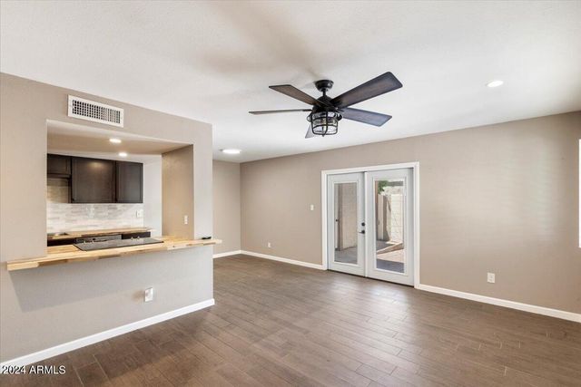 7810 E KEIM Drive, Scottsdale, AZ 85250