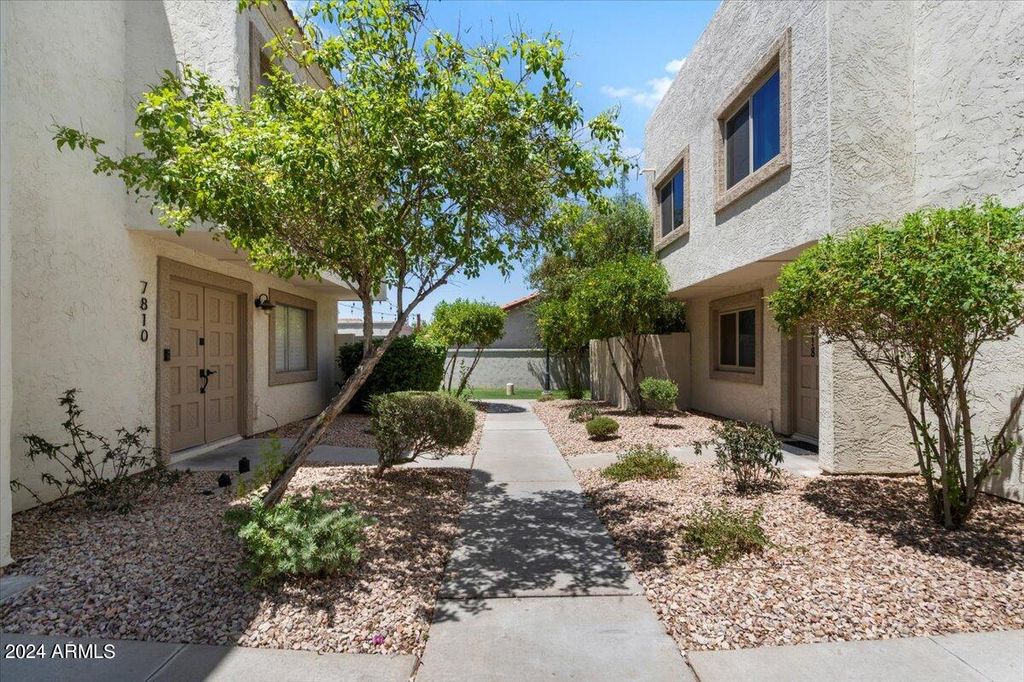 7810 E KEIM Drive, Scottsdale, AZ 85250