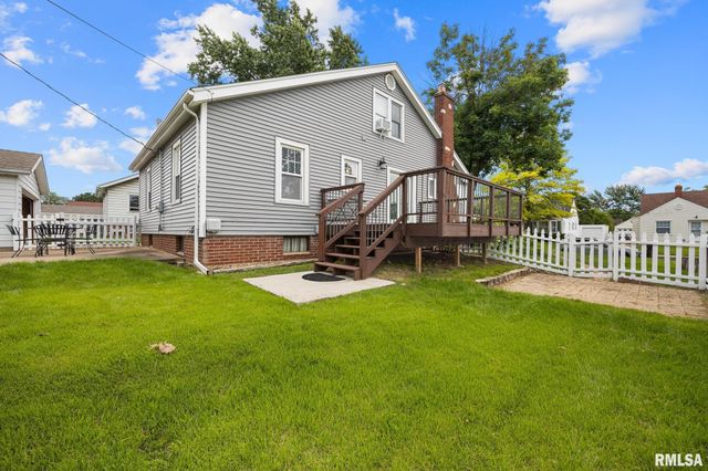 1323 W CIRCLE Road, Peoria, IL 61604