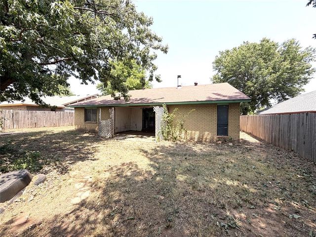 10408 NW 40th Street, Yukon, OK 73099