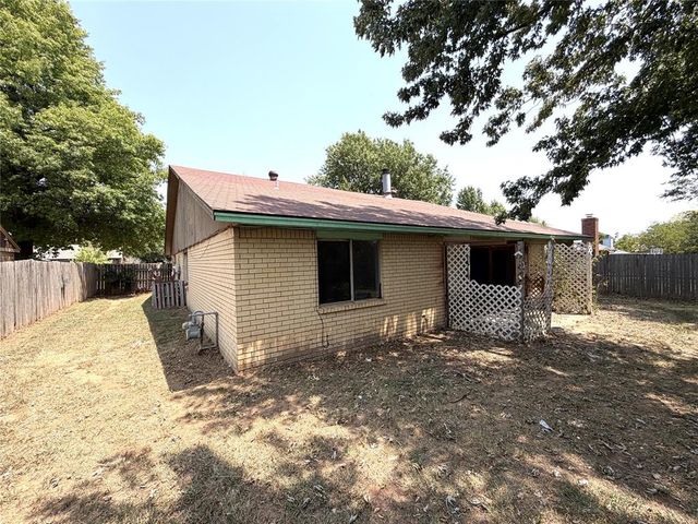 10408 NW 40th Street, Yukon, OK 73099