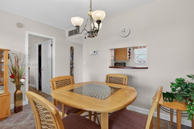 4299 NW 16th St 310, Lauderhill, FL 33313