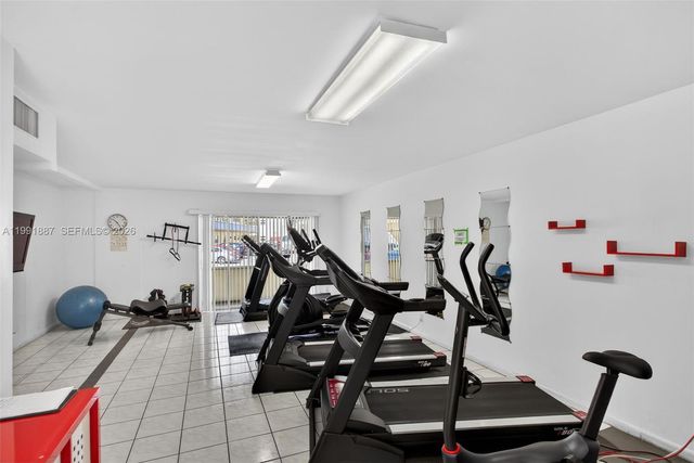 4299 NW 16th St 310, Lauderhill, FL 33313