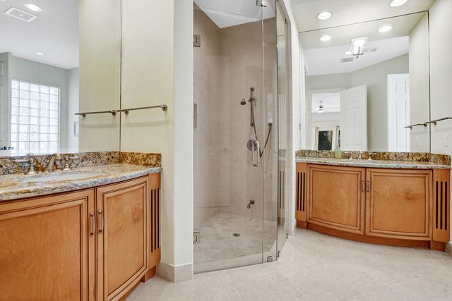 2330 NE 31st Court, Lighthouse Point, FL 33064