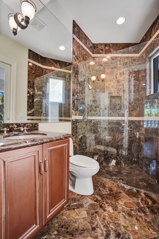 2330 NE 31st Court, Lighthouse Point, FL 33064