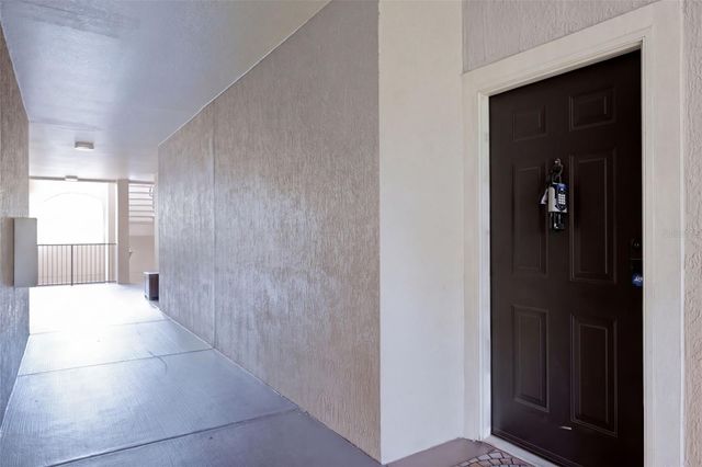 5530 METROWEST BOULEVARD 203, Orlando, FL 32811