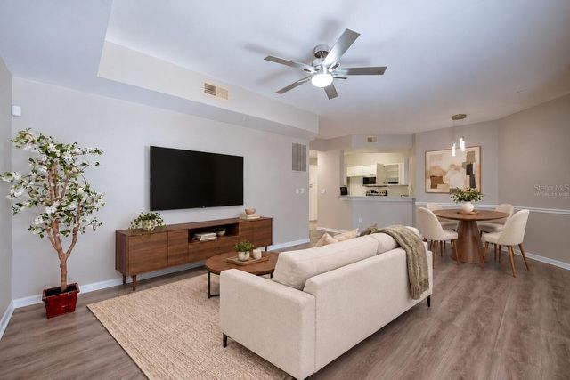 5530 METROWEST BOULEVARD 203, Orlando, FL 32811