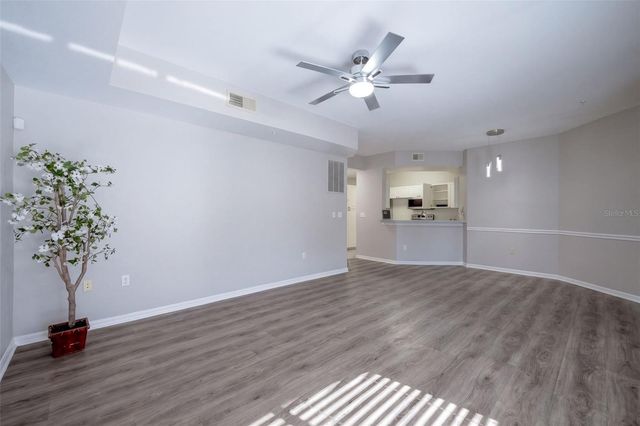 5530 METROWEST BOULEVARD 203, Orlando, FL 32811