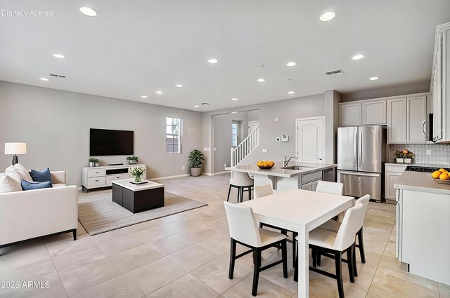 17214 N 9TH Place, Phoenix, AZ 85022