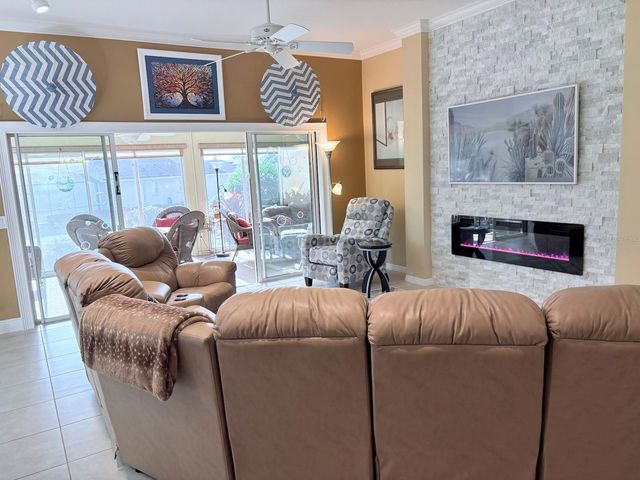 965 JOINER PLACE, The Villages, FL 32162