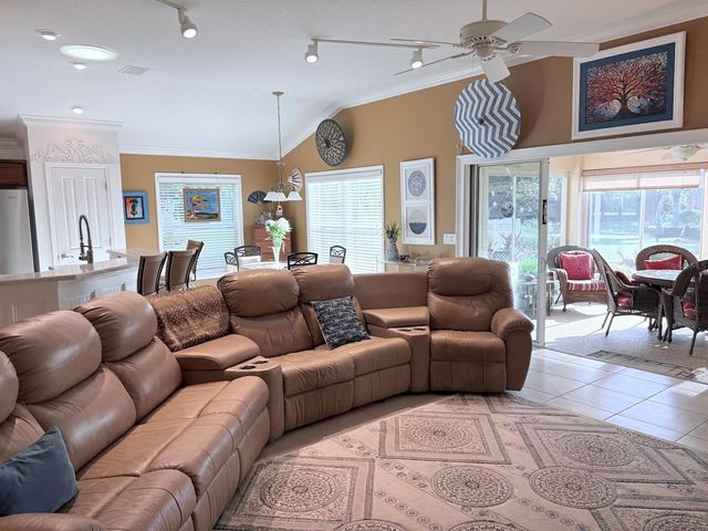 965 JOINER PLACE, The Villages, FL 32162