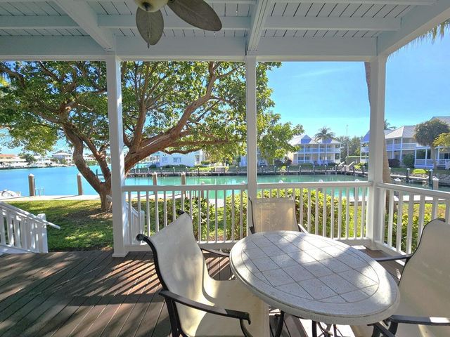 7073 Hawks Cay Boulevard, Duck Key, FL 33050