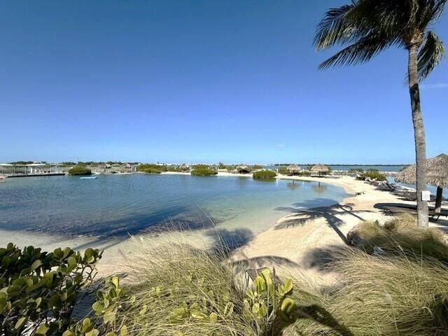 7073 Hawks Cay Boulevard, Duck Key, FL 33050