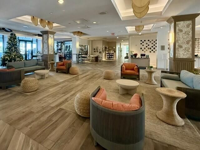 7073 Hawks Cay Boulevard, Duck Key, FL 33050