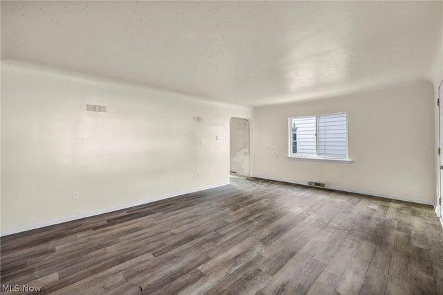 3069 E 67th Street, Cleveland, OH 44127